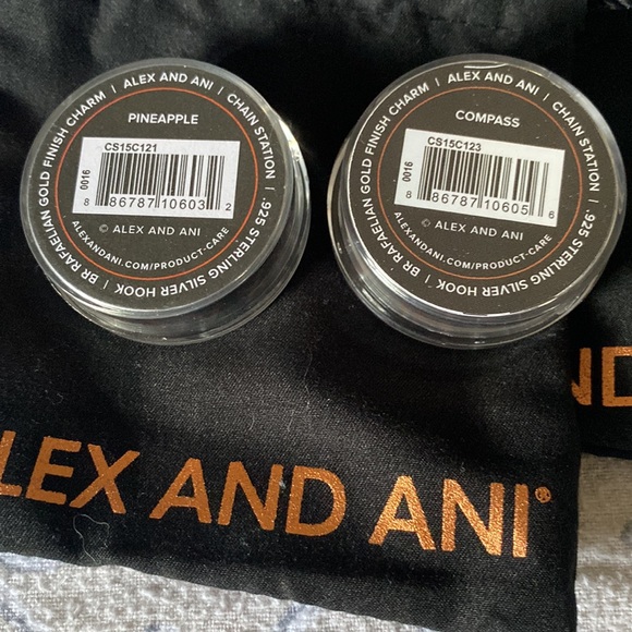 Alex and Ani chain station - Picture 4 of 4